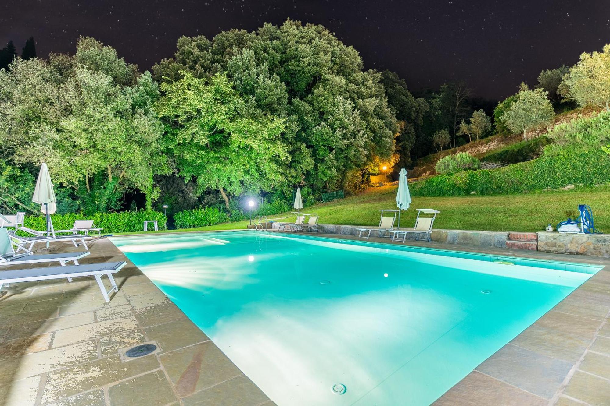 La Ferriera Exclusive Resort - Pool & Waterfall Loro Ciuffenna Exteriör bild